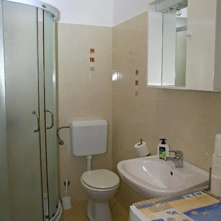 Apartment Meri- Near The Zadar Main Bus Station Exterior photo