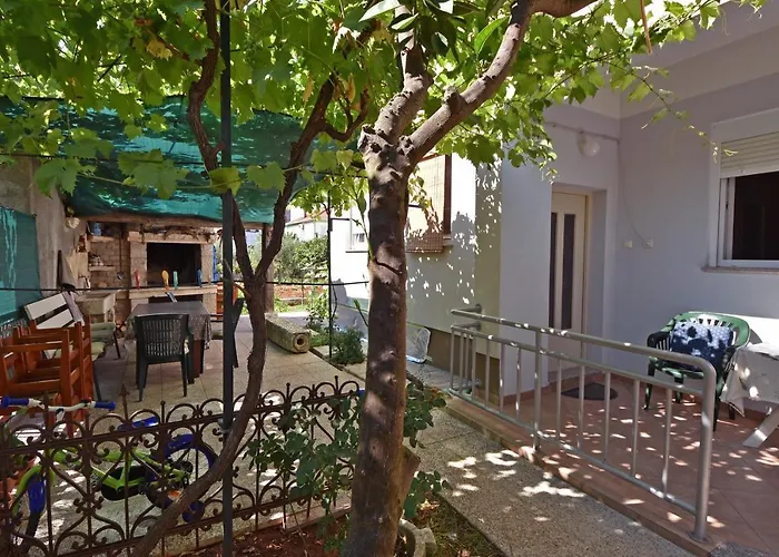Apartment Meri- Near The Zadar Main Bus Station