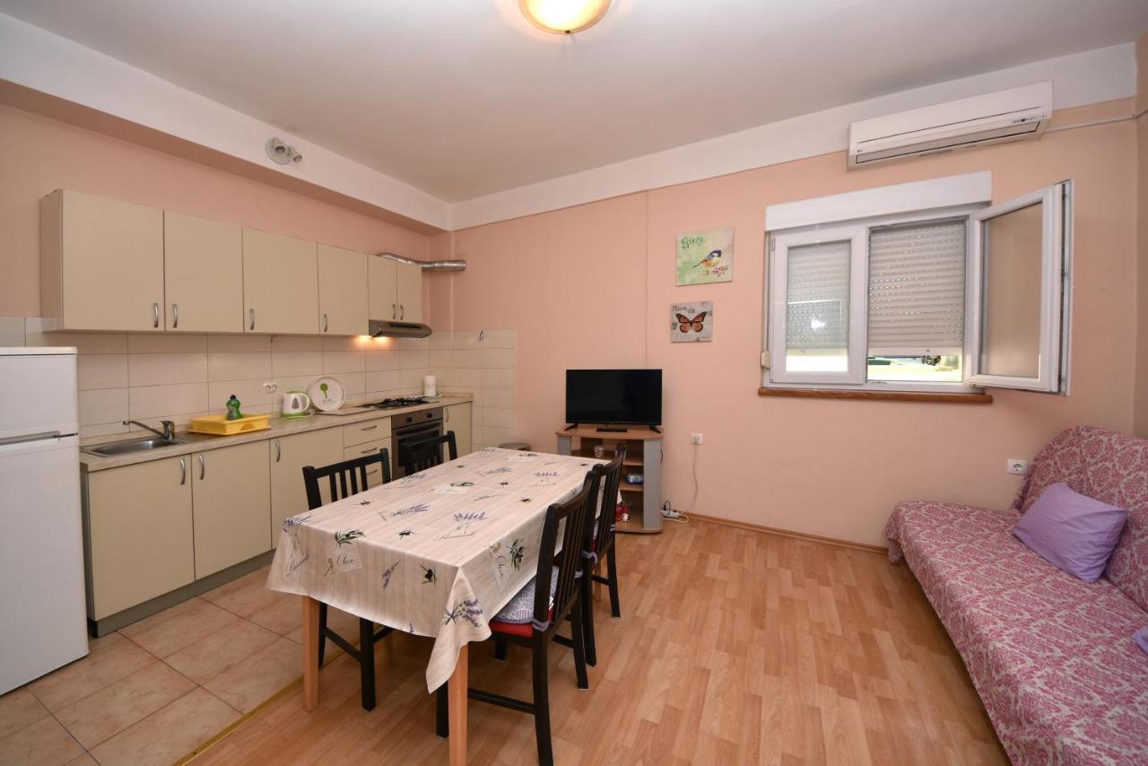Apartmán Meri- Near The Main Bus Station